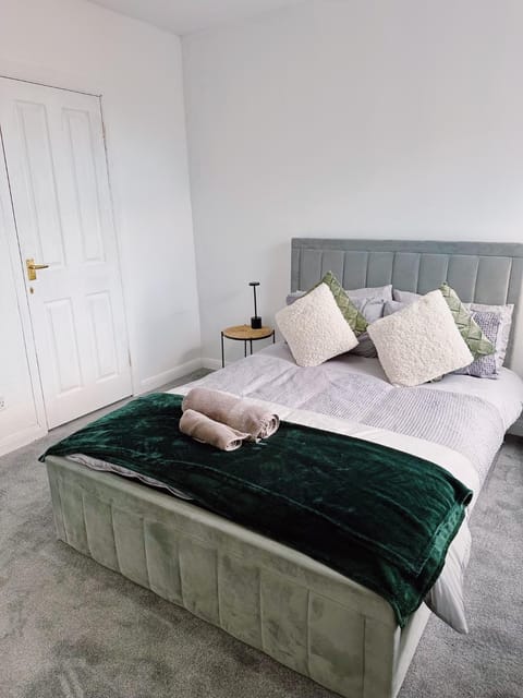 Ty Noah- Home In The Heart Of Pembrokeshire House in Wales