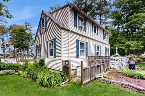 Property building, Day
