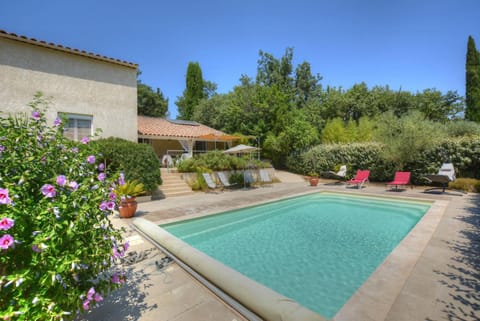 Spring, Day, Garden, Garden view, Pool view, Swimming pool, sunbed