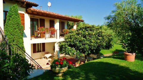 Appartamento dell'Uva Apartment in Bardolino