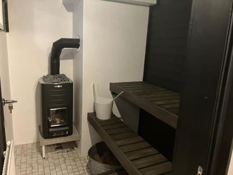 Yksiö omalla puusaunalla Apartment in Lapland
