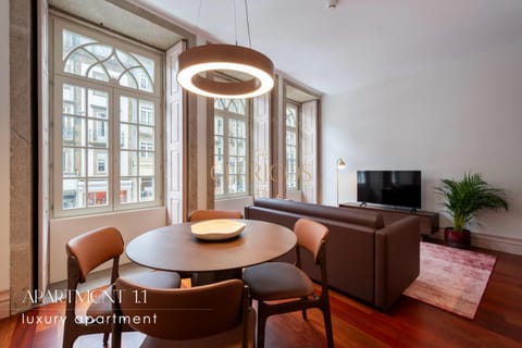 TV and multimedia, Living room, Dining area