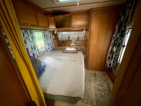 Dębki przyczepa kempingowa Fendt Campground/
RV Resort in Pomeranian Voivodeship