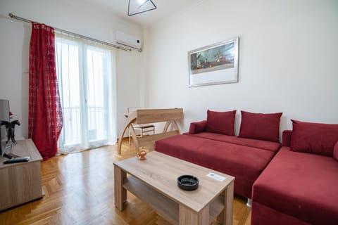 TV and multimedia, Seating area