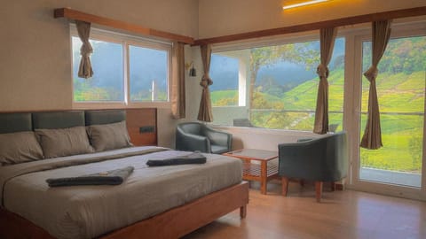 Bed, Living room, Seating area, Bedroom