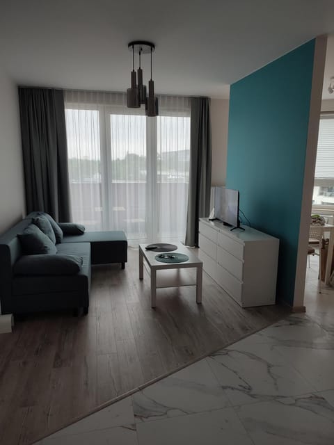 Bed, Living room, Seating area