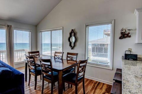 Hicks House in Surf City