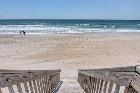 Hicks House in Surf City