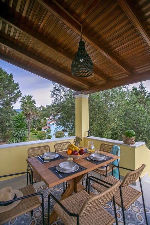 Day, View (from property/room), Balcony/Terrace, Dining area