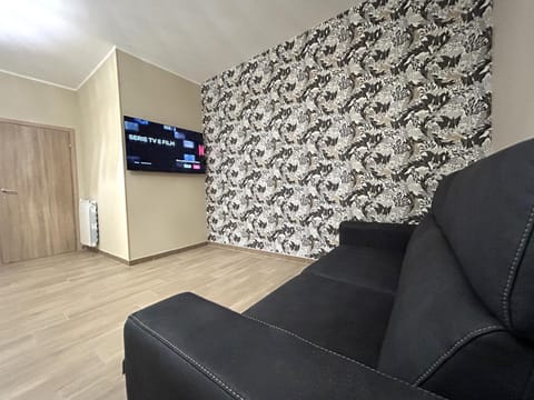 TV and multimedia, Dining area