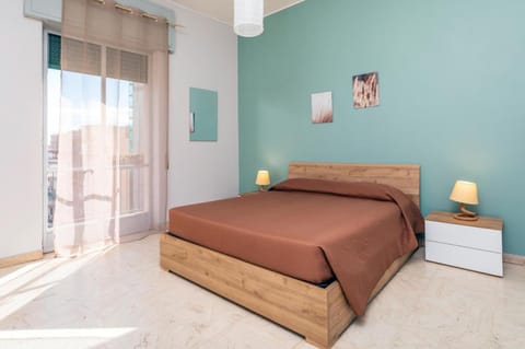Bedroom, furniture