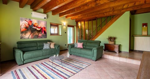 BOSSEMA 8 Home House in Lake Garda