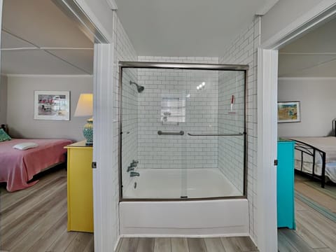 Lindy B House in Topsail Beach