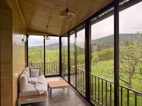 Natural landscape, Balcony/Terrace, Seating area