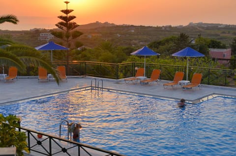 View (from property/room), Swimming pool, Swimming pool
