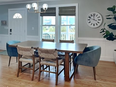 Pickens Paradise House in Topsail Beach