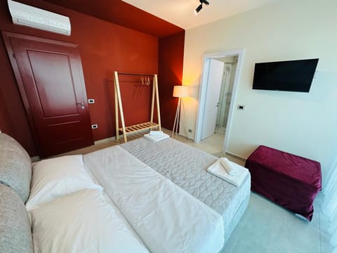 Bed, TV and multimedia, Bedroom, towels, wardrobe, air conditioner
