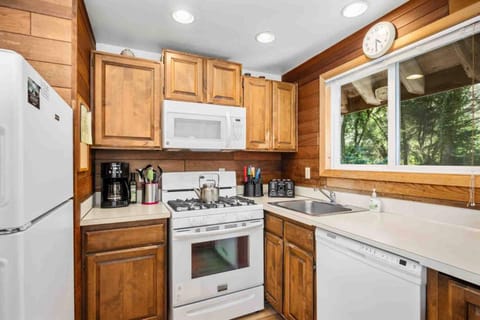 Hemlock House House in Tolovana Park