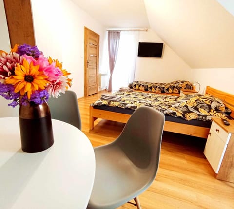 POKOJE NA CYPELKU NAD 5 JEZIORAMi Farm Stay in Lithuania