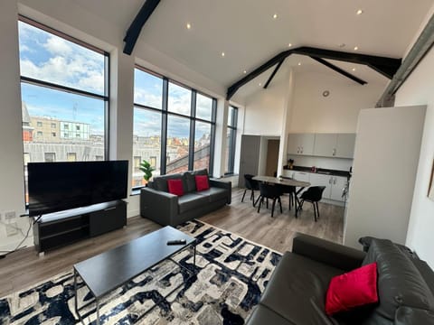 TV and multimedia, Living room, Seating area