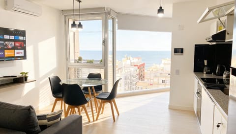 Bird's eye view, TV and multimedia, Dining area, Sea view