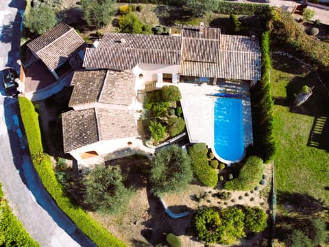 Property building, Bird's eye view, Garden, Parking, pet friendly