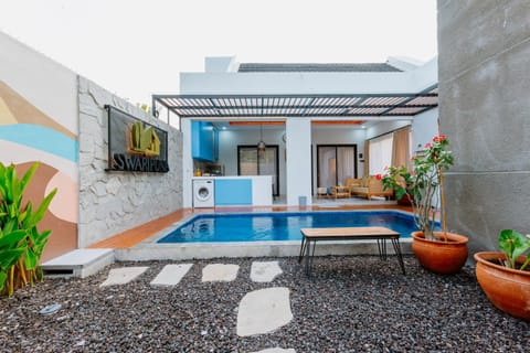 Pool view, Swimming pool