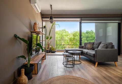 Balcony/Terrace, Living room, Seating area, Garden view