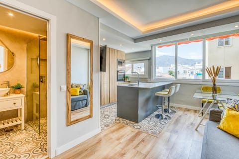 Kitchen or kitchenette, Living room, Dining area