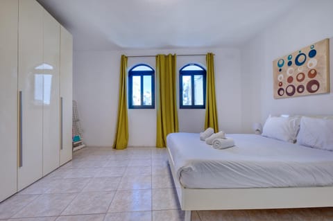 Budget Friendly apartment in Central Swieqi - 10 minutes walk to Paceville & the beach Apartment in Saint Julians