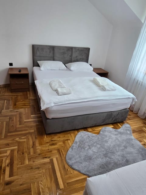 Apartmani Zlatna Kruna Apartment in Federation of Bosnia and Herzegovina
