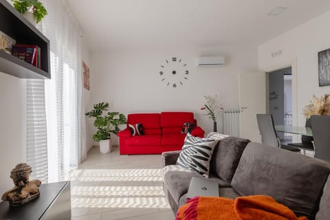 Living room, air conditioner