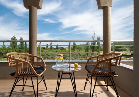 Patio, View (from property/room), Balcony/Terrace