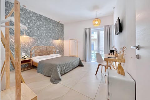 Bed, TV and multimedia, Photo of the whole room, Bedroom, internet