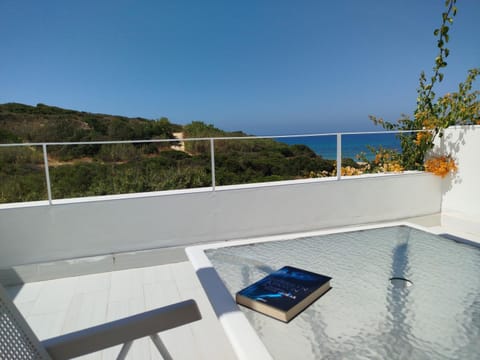 Patio, Day, Natural landscape, View (from property/room), Balcony/Terrace, Mountain view, Sea view