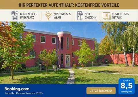 Property building, Summer, Garden