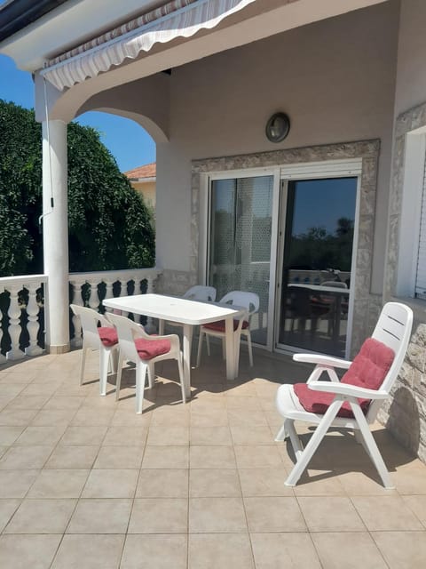 Balcony/Terrace, Breakfast