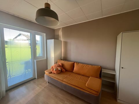 Kitchen or kitchenette, Seating area, Bedroom
