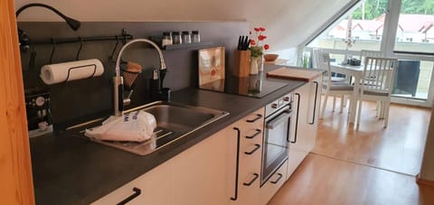 Kitchen or kitchenette, Living room