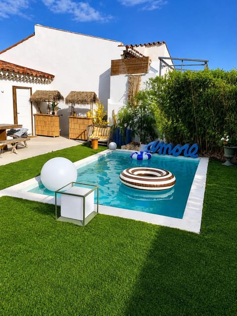 Garden, Swimming pool