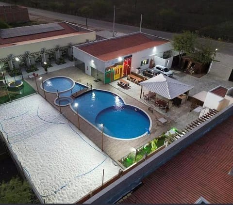 Swimming pool