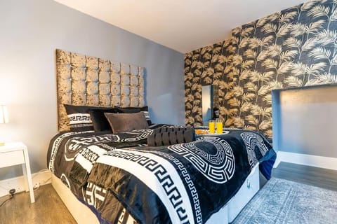 2-Bed Luxury with Free Parking Apartment in Birmingham