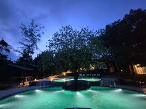 Pool view, Swimming pool