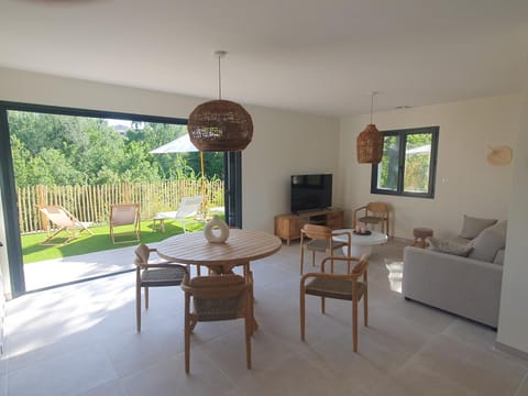 l'éden des Baronnies gîte1 House in Provence-Alpes-Côte d'Azur