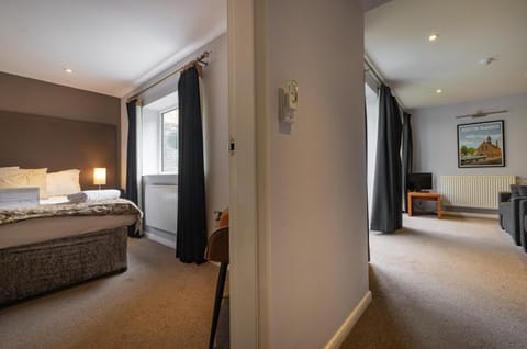 Seating area, Bedroom