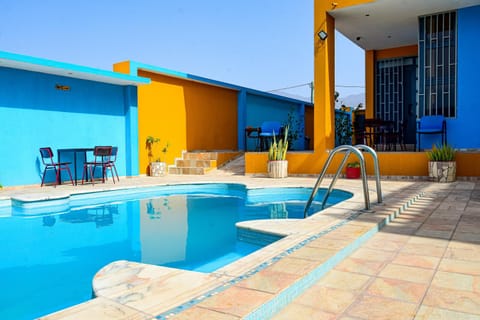 Property building, Swimming pool, Swimming pool