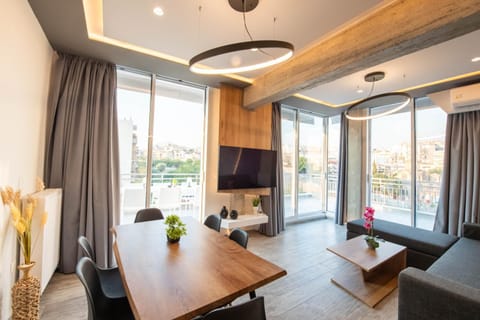 SKIA luxury living above the walls Apartment in Thessaloniki