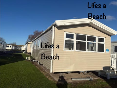 Lifes a Beach on Presthaven Sands House in Llanasa