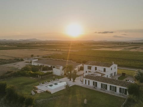 Property building, Natural landscape, Bird's eye view, Pool view, Swimming pool, Sunset