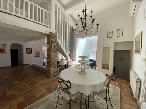 Villa 4 chambres avec piscine privée et climatisation - FR-1-100-339 Villa in Cavalaire-sur-Mer